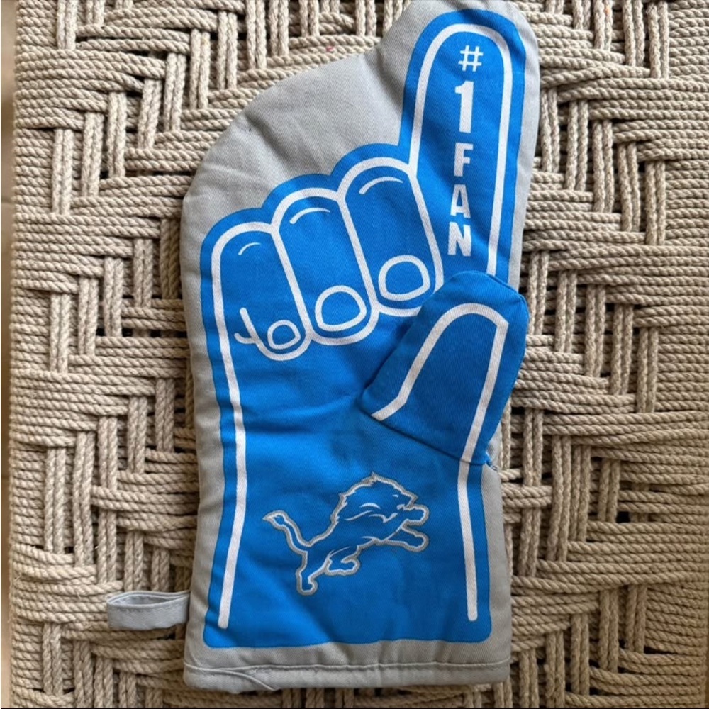 Detroit Lions Football #1 Fan Oven Mitt Pot Holder